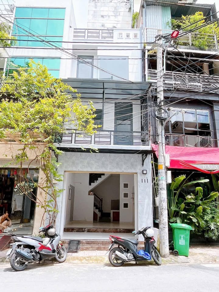 Mặt tiền kinh doanh Đô Đốc Long, Tân Quý, 32m² giá 5.85 tỷ - Giảm 100 triệu!