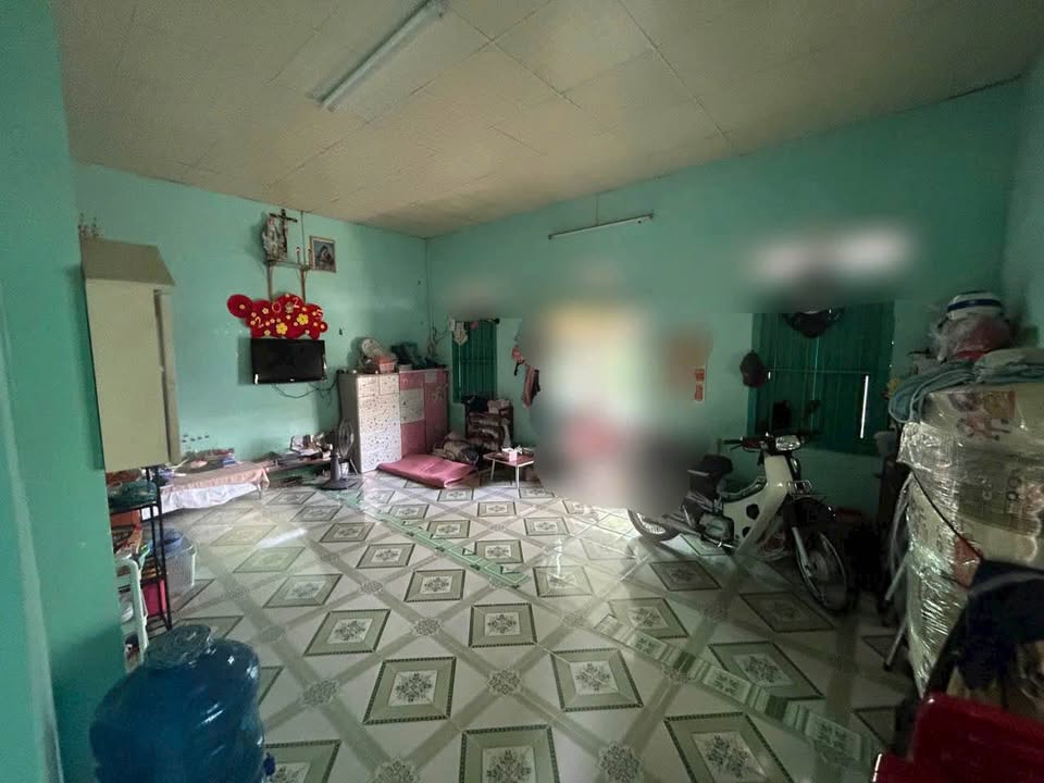 Đất và nhà cấp 4 hẻm trục chính Thái Phiên - Phan Thiết 140m² giá 1 tỷ - Cơ hội đầu tư tuyệt vời!