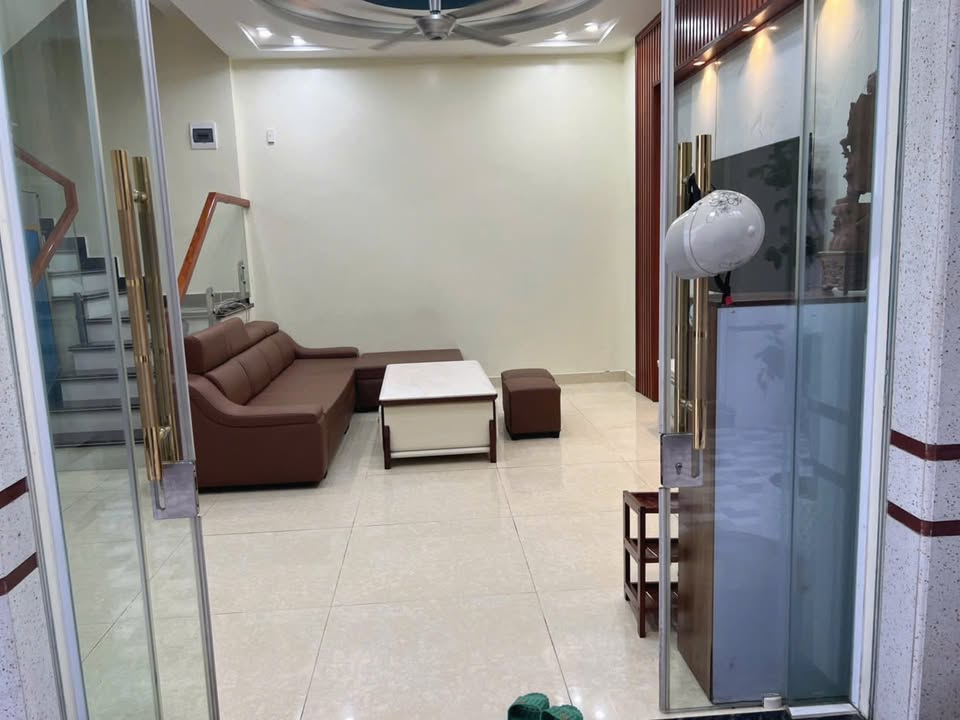 Nhà cho thuê 4 tầng tại Nam Hải - Ngô Quyền, diện tích 50m² - Full nội thất, chỉ việc dọn vào ở!