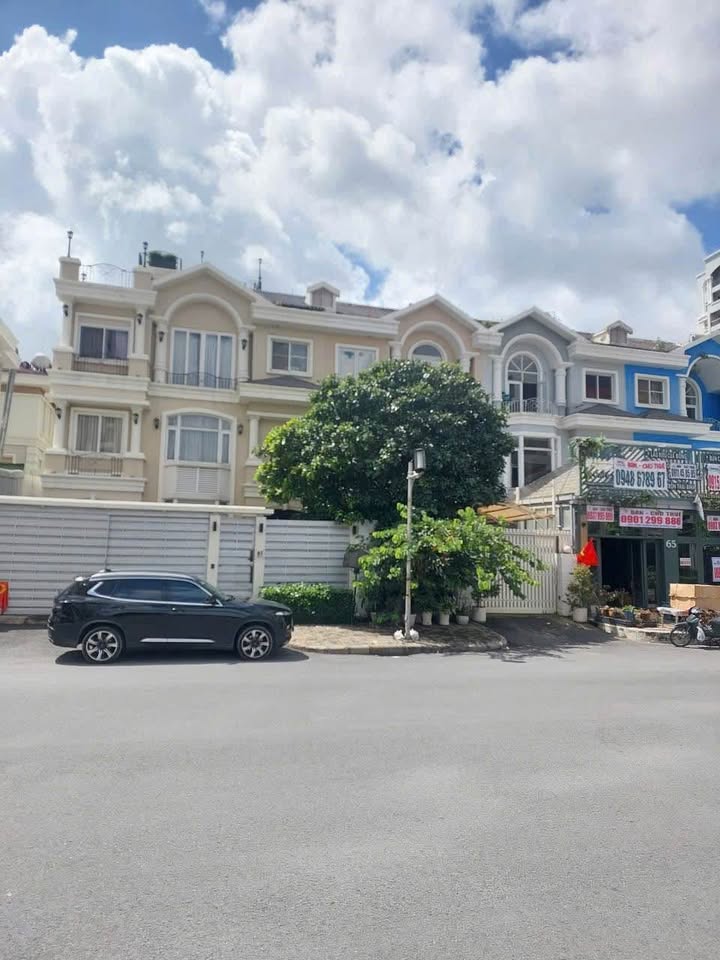 Biệt thự liền kề Mỹ Văn 1, 126m² giá 52 tỷ - Chính chủ bán gấp!