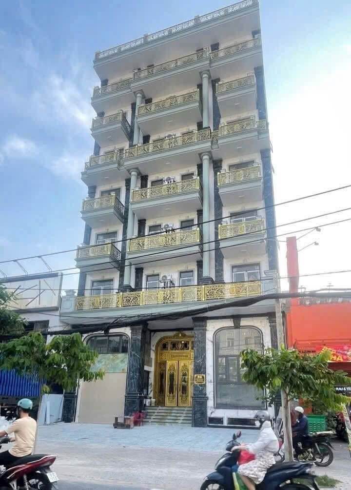 Bán toà nhà mặt tiền đường Lâm Văn Bền, quận 7, diện tích 260m², giá 110 tỷ - Vị trí đắc địa, lợi nhuận cao!