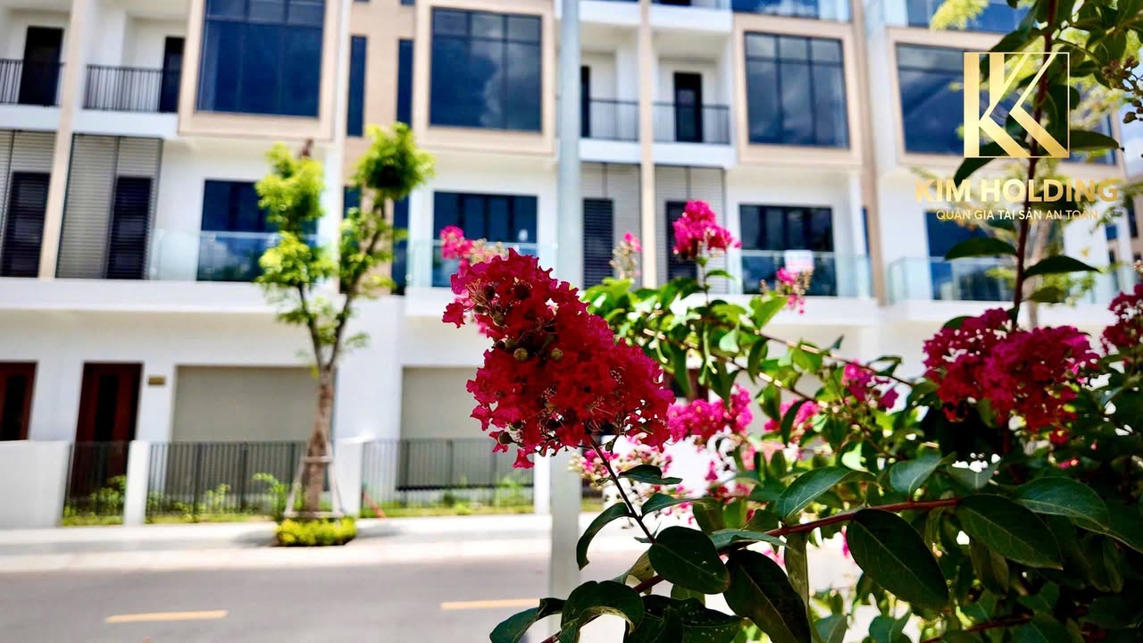 Nhà phố T&T City Millennia Cần Giuộc 108m² giá 5.4 tỷ - Cơ hội đầu tư vàng!