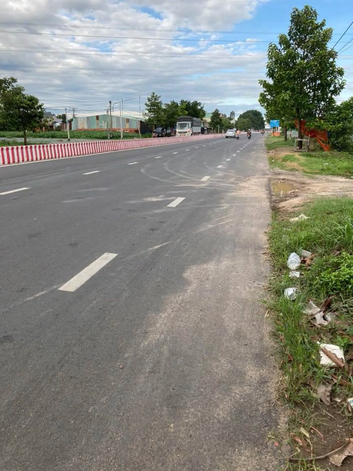 Đất mặt tiền đường 781, Bàu Năng, Tây Ninh 10.000m² giá 13 tỷ - Tiềm năng phát triển lớn!