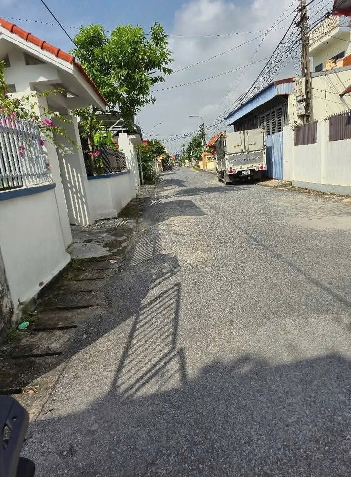 Đất nền mặt đường Nam Hà, Lệ Tảo, Kiến An 96m² giá chỉ 2.88 tỷ - Đầu tư sinh lời ngay!