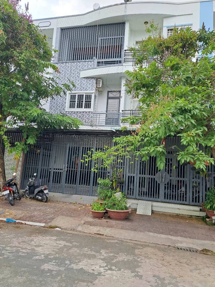 Nhà 1 trệt 2 lầu KDC Đường Số 53, Quận Cái Răng, 120m² - Bán gấp giá 3.8 tỷ!