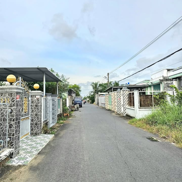 Đất thổ cư 100m² Phường Long Thuận - Gò Công chỉ 1.1 tỷ - Đường nhựa ô tô vào tận nơi!