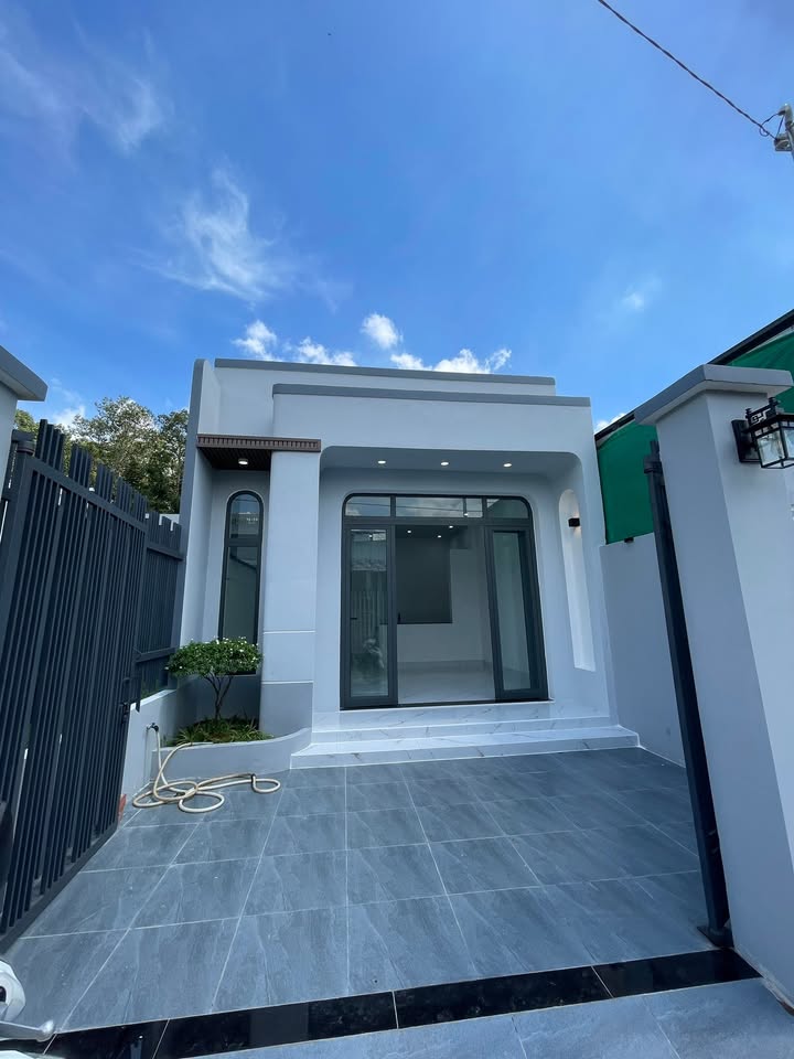 Nhà mới 100% tại Hẻm Sơn Thông, Trà Vinh 97m² giá 900 triệu - Dọn vào ở ngay!