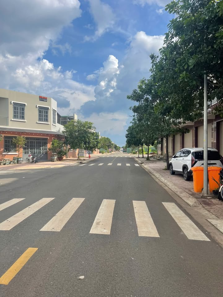 Đất mặt tiền đường Thích Quảng Đức, Long Khánh 182m² giá 7.28 tỷ - Cơ hội đầu tư hấp dẫn!