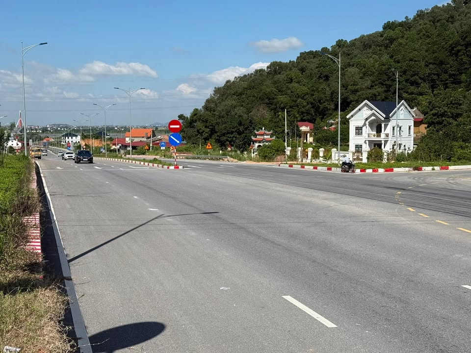 Đất mặt tiền áp Phan, Hưng Đạo, 316m² giá 63,2 tỷ - Cơ hội đầu tư hấp dẫn!