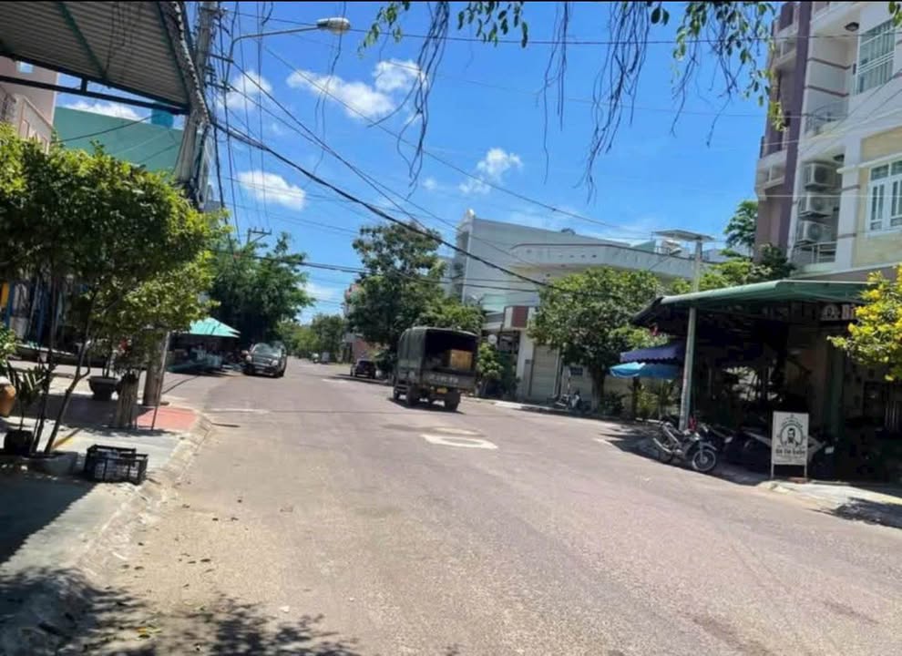 Nhà mặt tiền Tố Hữu 80m² giá 4.6 tỷ - Sổ đỏ chính chủ, thương lượng ngay!