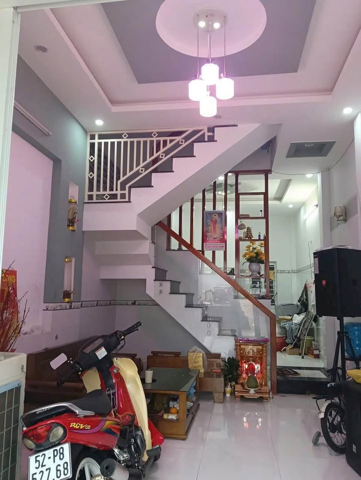 Nhà hẻm cạn đường Tháp Đôi, Đống Đa, 40m² giá 1.95 tỷ - Thiết kế 2 tầng đẹp lung linh!