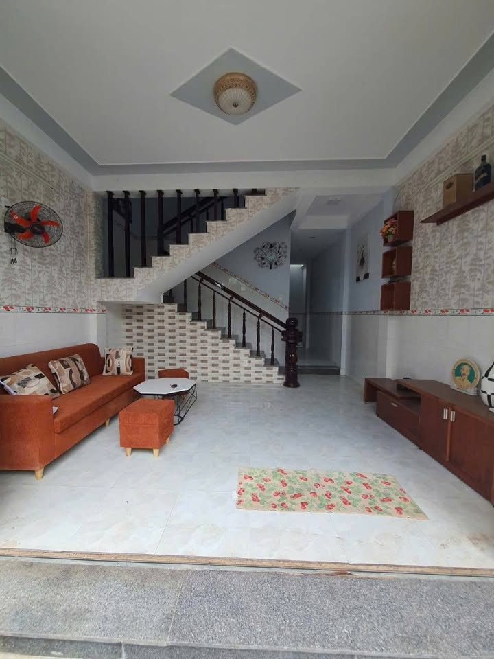 Nhà 1 Mê Hẻm Trần Thúc Tự Quy Nhơn 53m² giá 1.37 tỷ - Ô tô vào tận nơi!