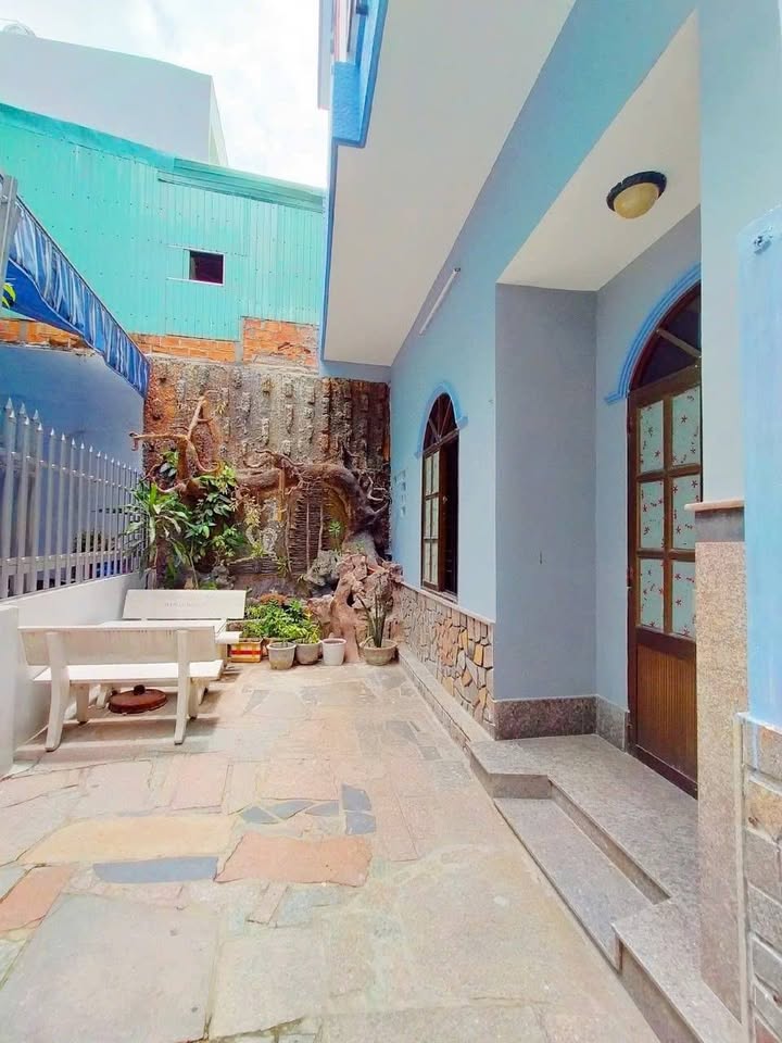 Nhà 3 Tầng Hẻm 3m Đường Nguyễn Thái Học, 40m² giá 2.2 tỷ - Khu Dân Cư Ổn Định