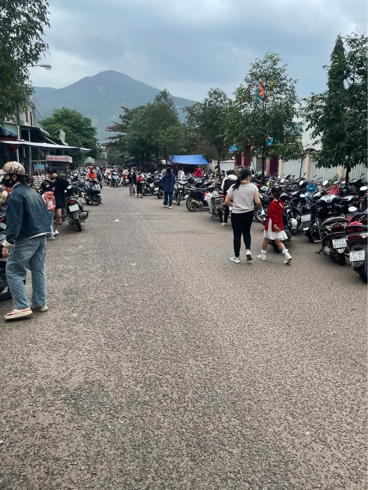 Nhà bán tại đường Cao Văn Khánh, phường Bùi Thị Xuân, 130m² giá 2.2 tỷ - Sẵn sàng kinh doanh!