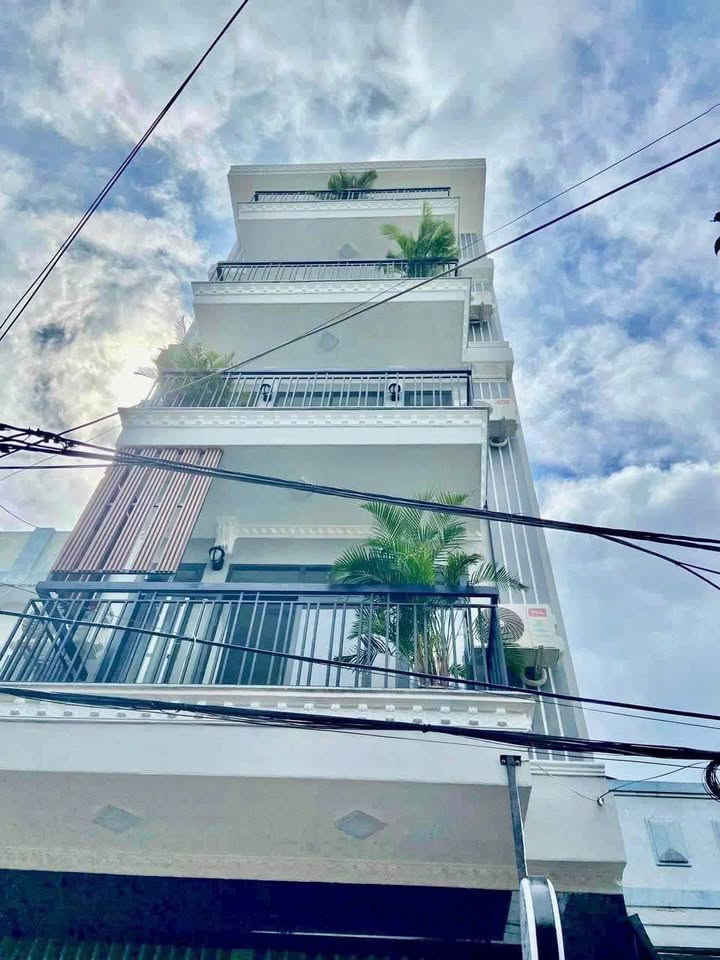 Nhà trọ khu Hoàng Văn Thụ, Quang Trung, Quy Nhơn 104m² giá 8.7 tỷ - Đầu tư sinh lời hấp dẫn!