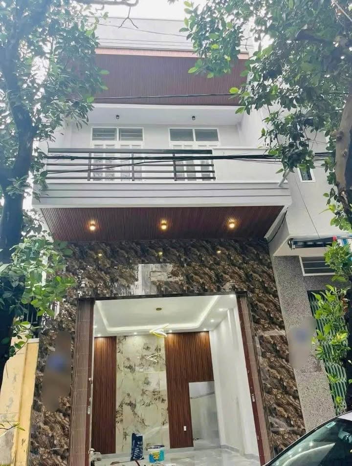 Nhà mặt tiền Ngô Mây - Hoàng Văn Thụ, Quy Nhơn 81m² giá 4.5 tỷ - Thiết kế 2 tầng đẹp lung linh!