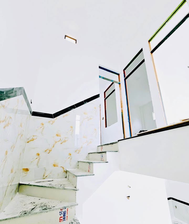 Nhà phố Lê Đại Hành, Quy Nhơn 60m² giá 2.1 tỷ - Thiết kế hiện đại, ở ngay!