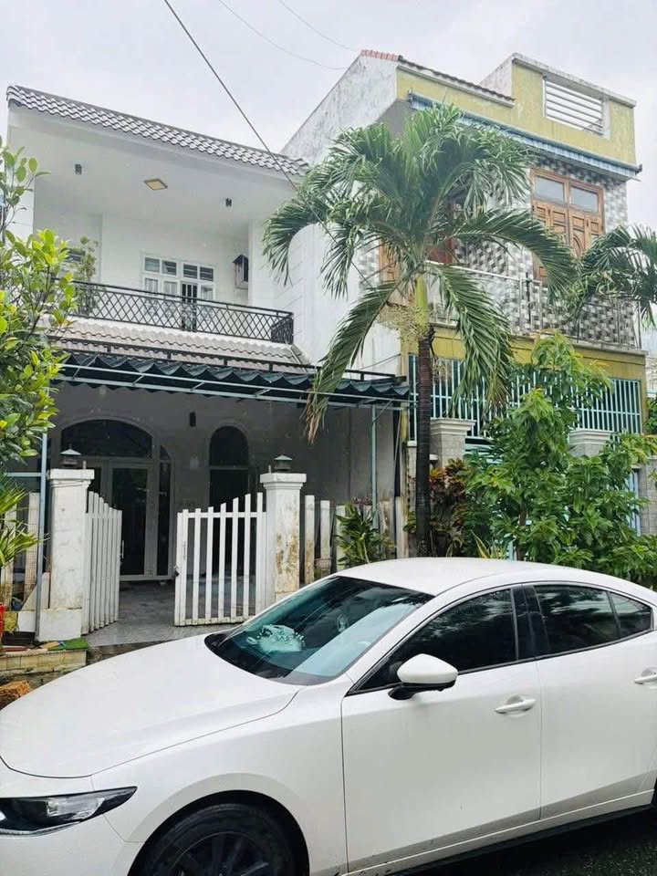 Nhà 2 tầng đường Văn Thánh, Hòa Hiệp Nam, Đà Nẵng 105m² giá 4.45 tỷ - Sẵn sàng vào ở!