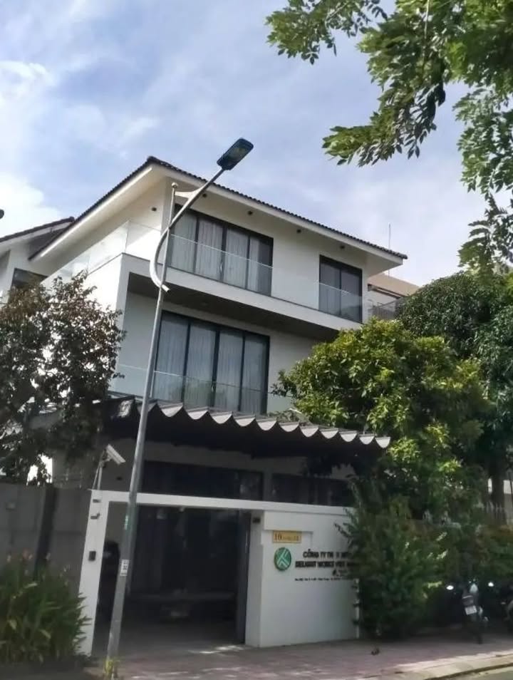 Biệt thự 3 tầng Lý Tự Trọng, Hải Châu 120m² giá 11 tỷ - Kinh doanh siêu lợi nhuận!