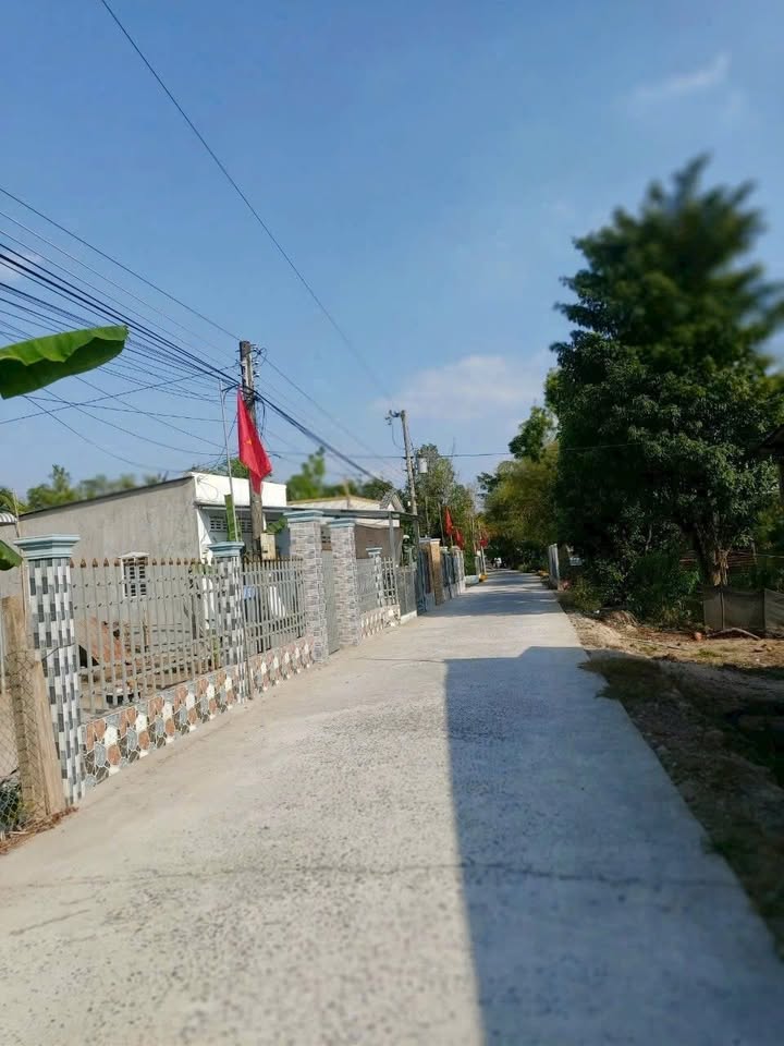 Bán nền biệt thự mini Long Tuyền 142m² giá 2.2 tỷ - Tặng nhà cấp 4 sửa chữa