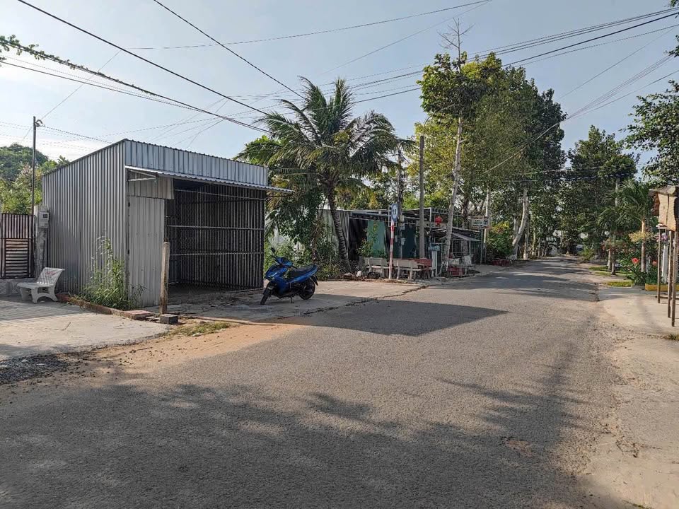 Đất nền góc 2 mặt tiền đường Huỳnh Thị Nở 85,3m² giá 1.7 tỷ - Cơ hội đầu tư tuyệt vời!