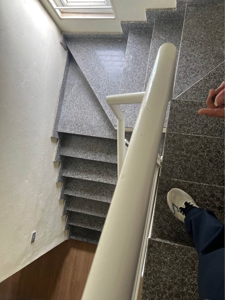 Nhà 3 tầng mặt phố Đội Cung, Thanh Hóa 50m² giá 2.33 tỷ - Cơ hội đầu tư tuyệt vời!