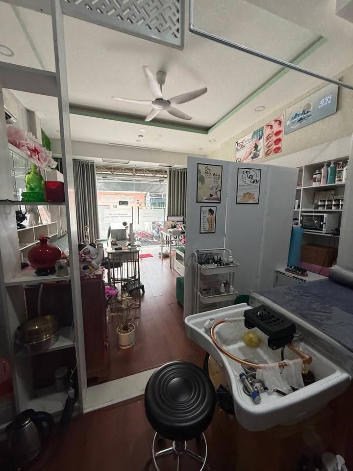 Nhà phố Linh Đông, Thủ Đức 49m² giá 6.2 tỷ - Vị trí thuận tiện cho gia đình!