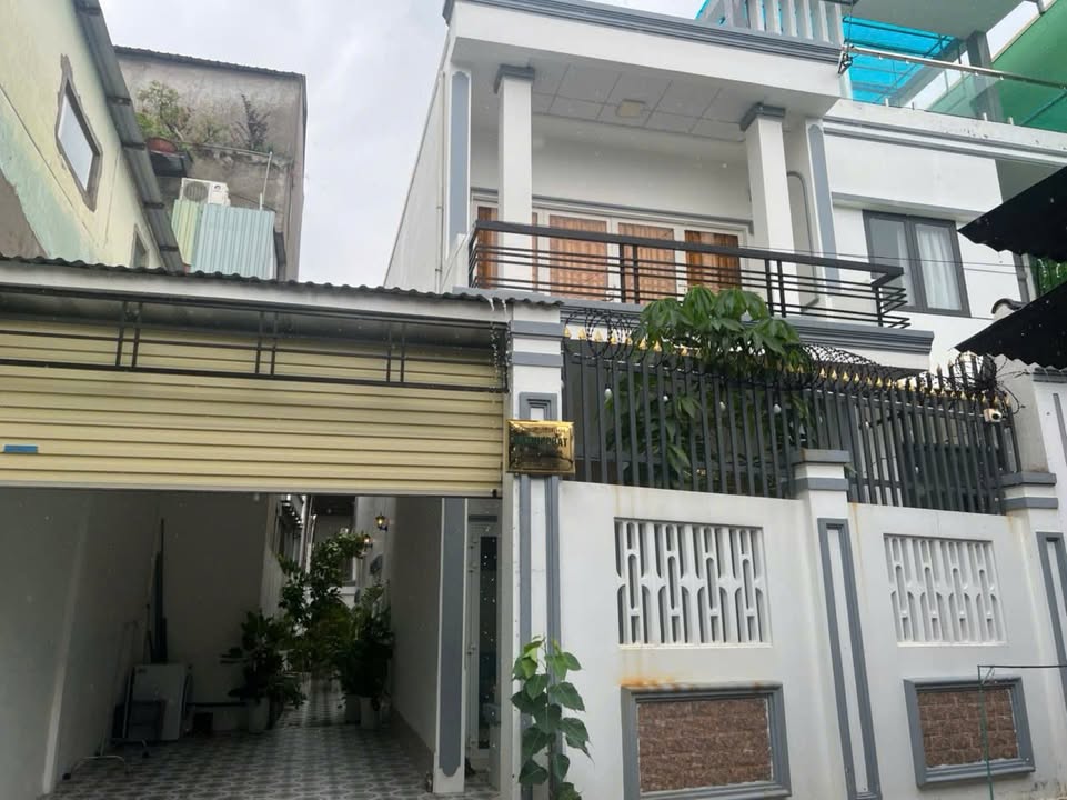 Nhà đẹp 163m² tại phường Long Châu, Vĩnh Long - Giá chỉ 5.5 tỷ, thương lượng!