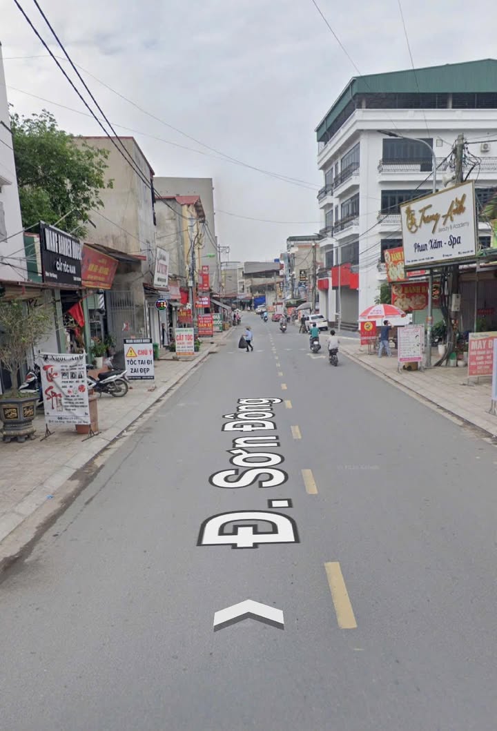 Nhà 3 tầng + Tầng hầm tại ngã 4 Đa Cấu, Nam Sơn - Đầu tư sinh lời 200 triệu/năm!