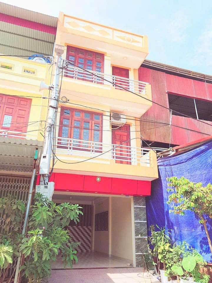 Nhà 3 tầng tại Khúc Xuyên, 100m² giá 6 tỷ - Sẵn gói thuê 8 triệu/tháng!