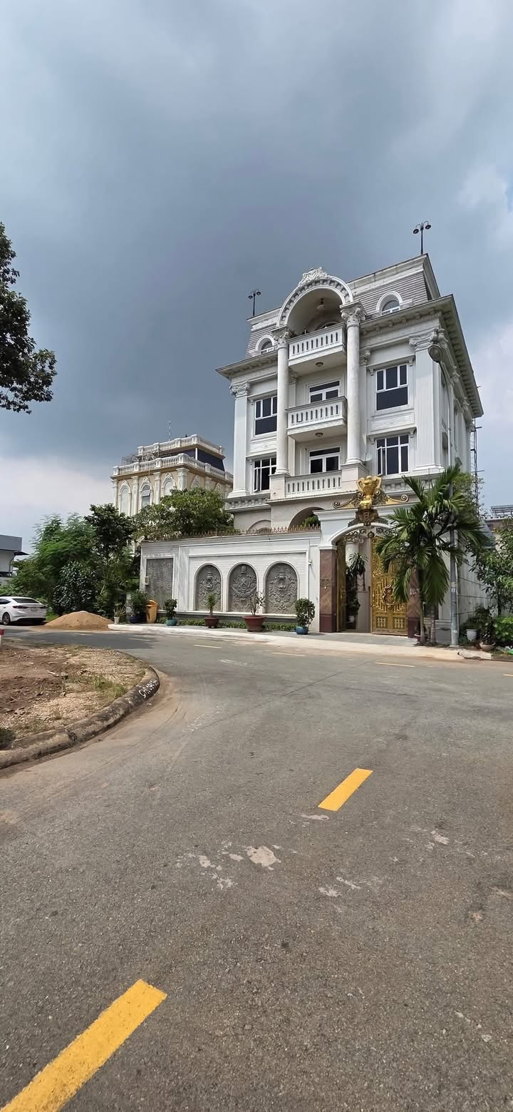 Đất nền Đảo Kim Cương Q2 320m² giá 68 tỷ - Vị trí đắc địa siêu hiếm!