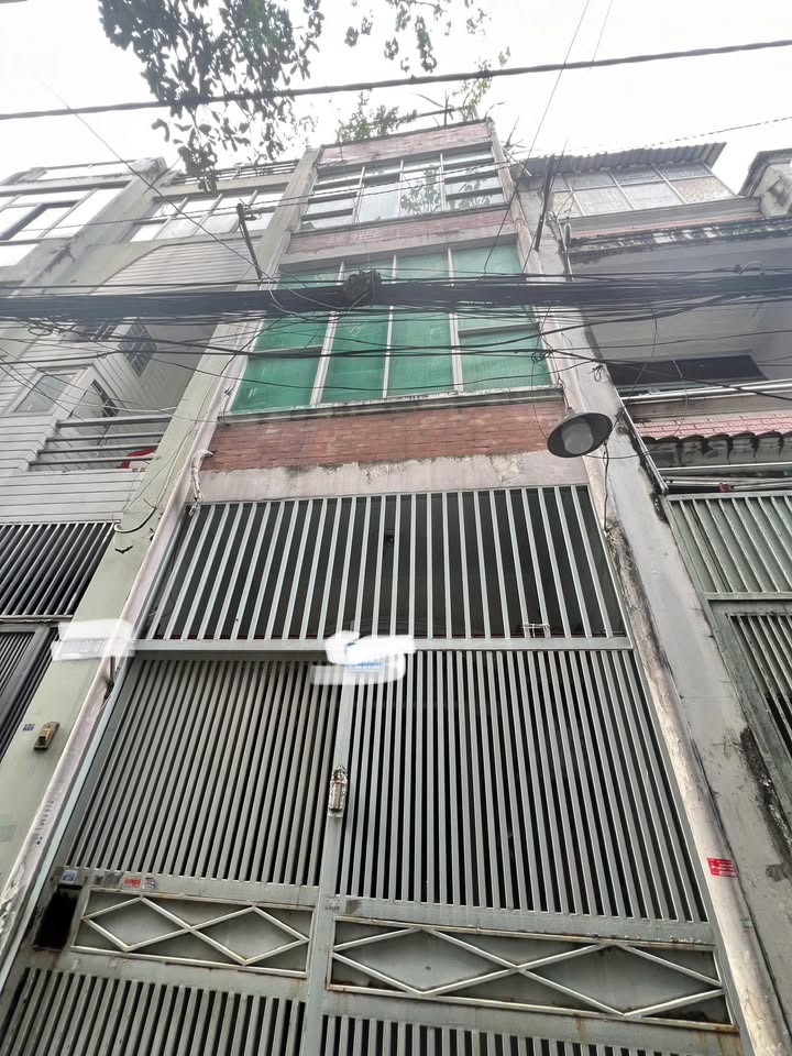 Nhà phố 4 tầng Lý Thái Tổ, Q.10 - 30m² - Tiện ích bủa vây chỉ 6.2 tỷ!