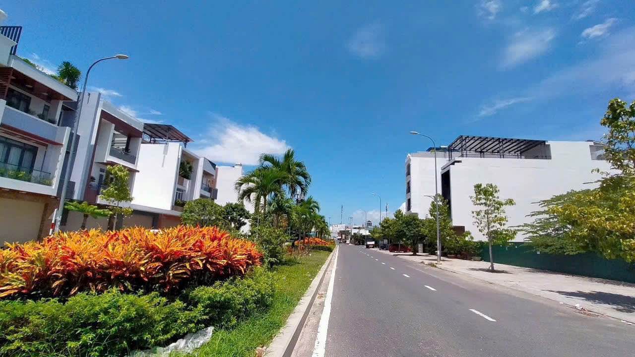 Đất mặt tiền VCN Phước Long 1, Nha Trang 134m² giá 13.49 tỷ - Cơ hội đầu tư hấp dẫn!