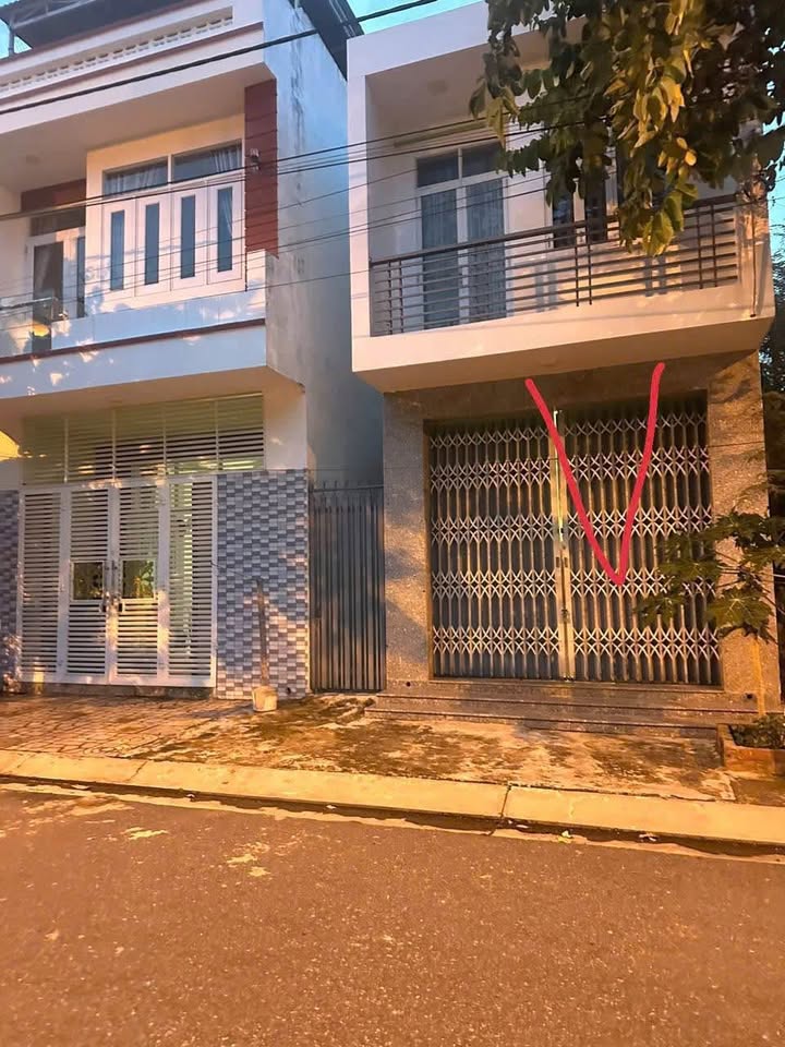 Nhà 2 tầng Phước Đồng Nha Trang 80m² giá 6.5 tỷ - View đẹp và rộng rãi!