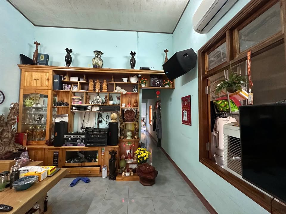 Nhà cấp 4 Vĩnh Hòa Nha Trang 97.9m² giá 3.9 tỷ - Hướng Tây, vị trí đắc địa!