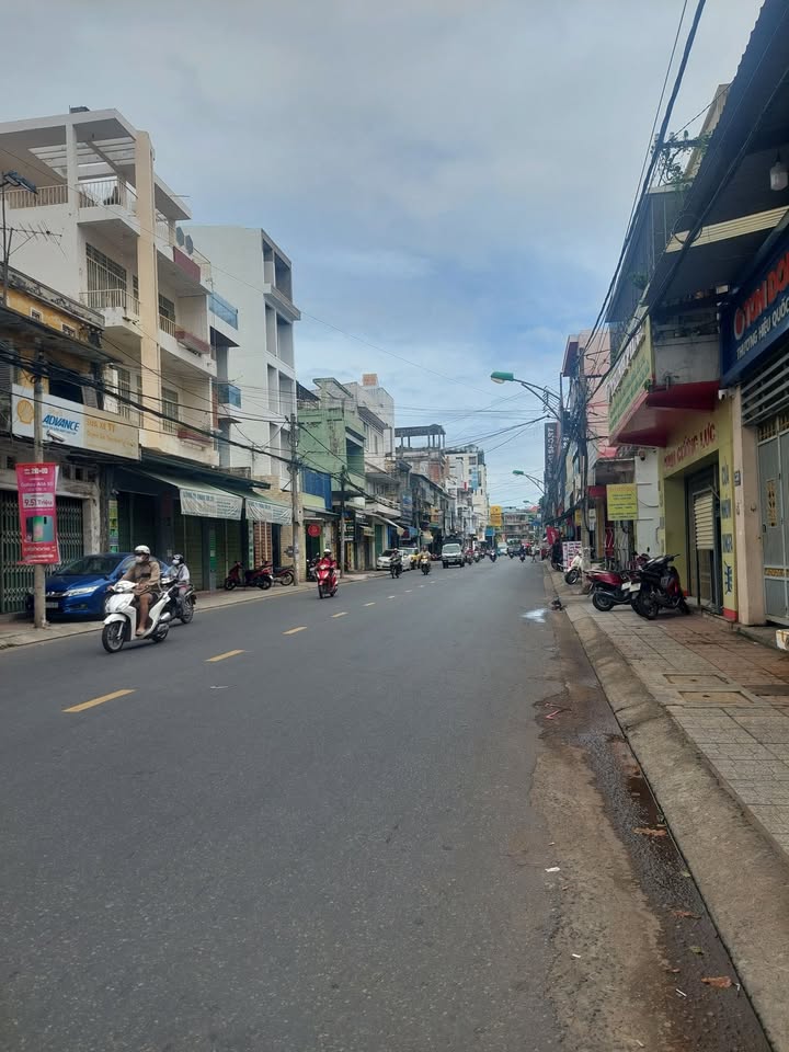 Bán nhà mặt tiền Trần Quý Cáp, Vạn Thắng, Nha Trang - 119m², giá 17 tỷ - Đầu tư sinh lời ngay!