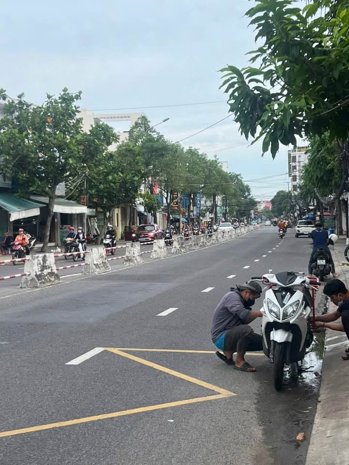 Bán nhà mặt tiền Lê Hồng Phong, Phước Long 258m² giá 25.8 tỷ - Đầu tư sinh lời ngay!