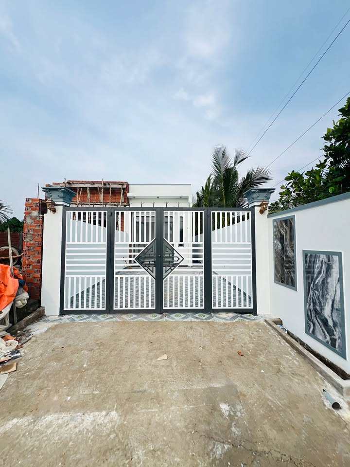 Nhà trệt mới 135.6m² phường Đông Thành, Vĩnh Long - Pháp lý sổ hồng chính chủ!