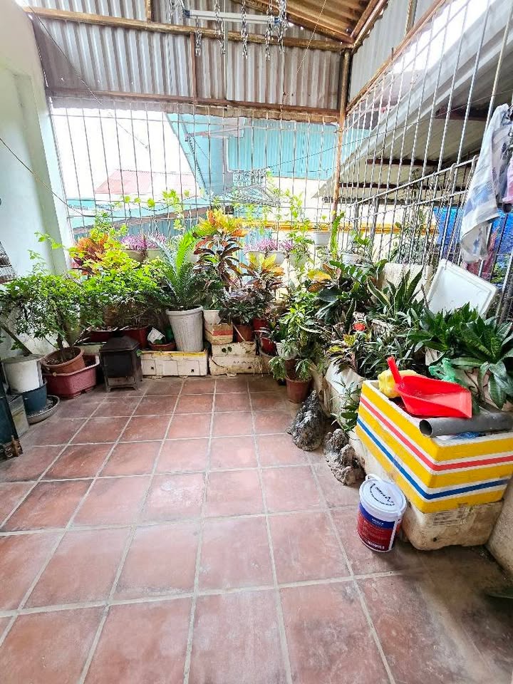 Nhà đẹp Vĩnh Hưng 45m² giá 8 tỷ - Lô góc 3 mặt thoáng, tiện ích bạt ngàn!