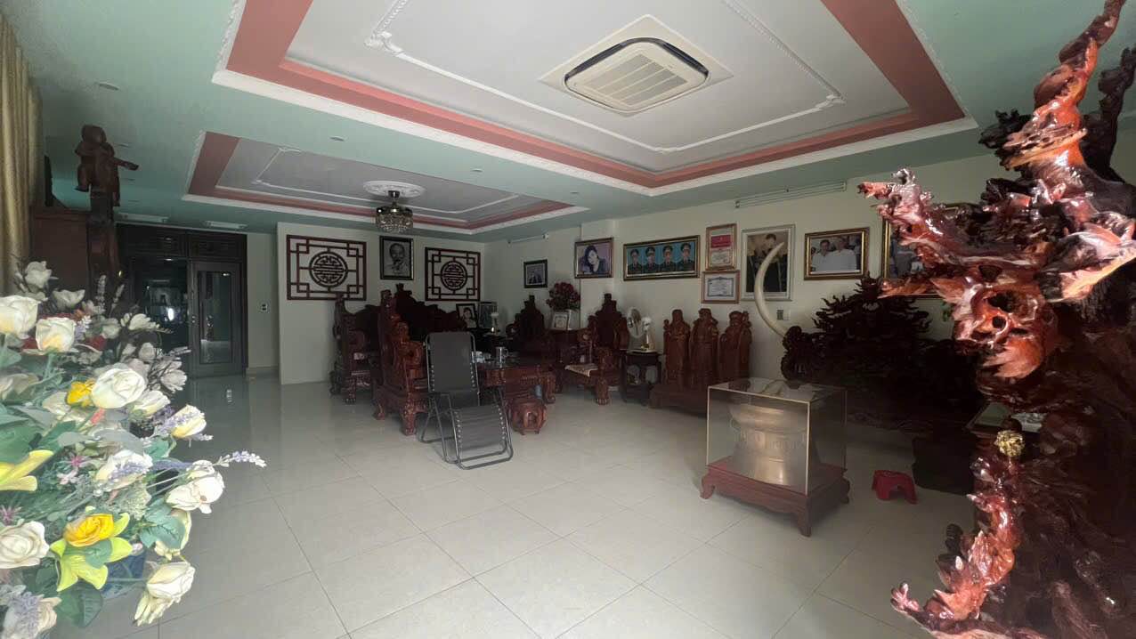 Nhà mặt phố Trường Thi, Thanh Hóa 156m² giá 25 tỷ - Kinh doanh siêu đắc địa!