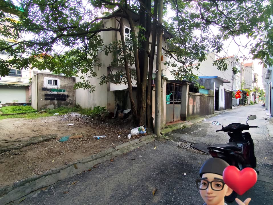 Đất nền phường Việt Hưng 30m² giá 3.75 tỷ - Sổ đỏ chính chủ, kinh doanh thuận lợi!