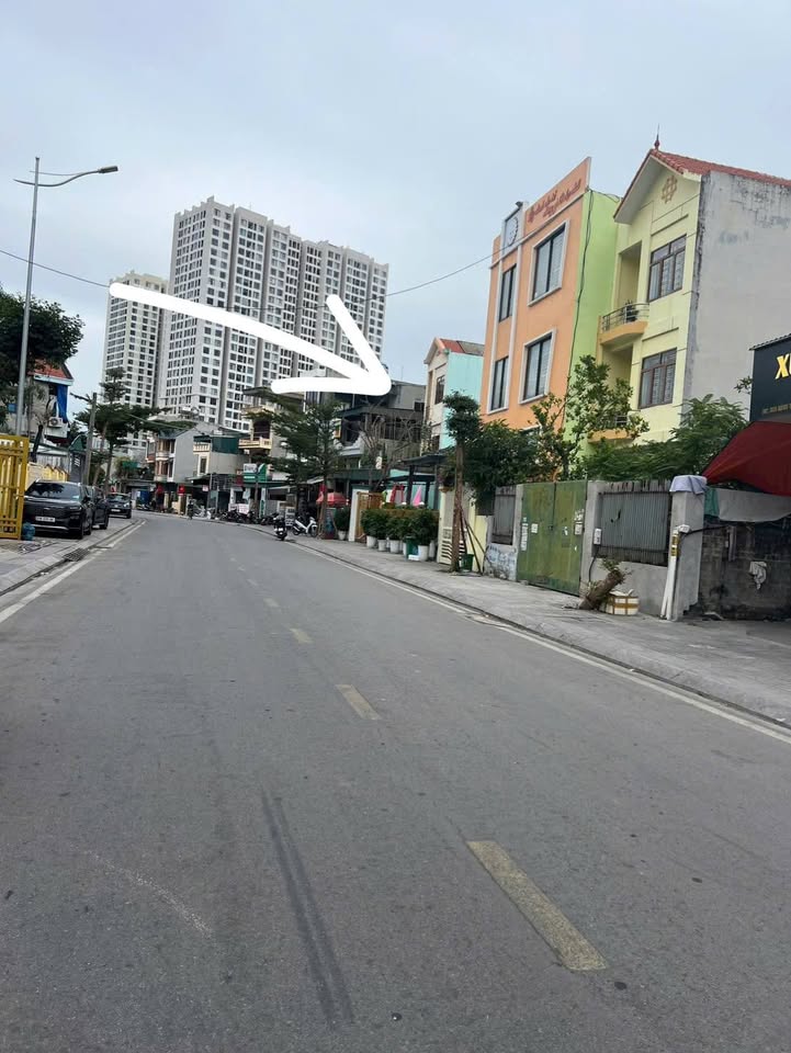 Đất mặt đường EC - Hùng Thắng, Bãi Cháy 239.9m² giá 8 tỷ - Cơ hội đầu tư tuyệt vời!