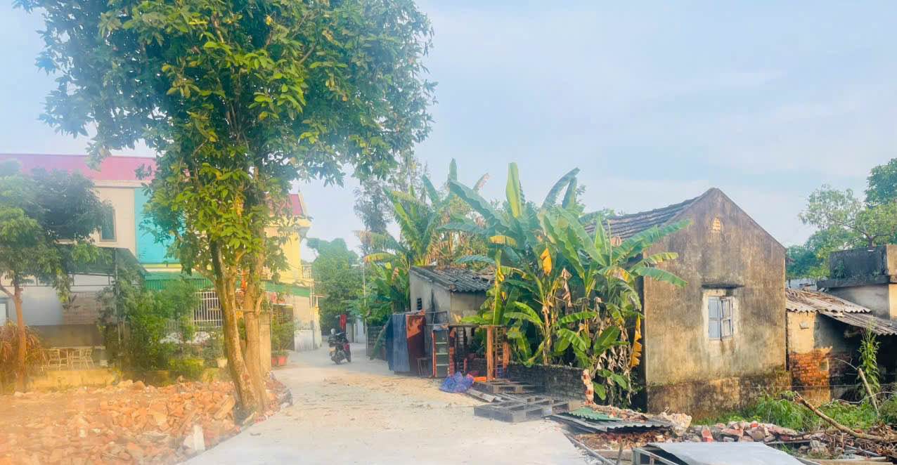 Đất nền Cửa Nam Vinh 100m² giá 1.8 tỷ - Gần chợ và trường học!