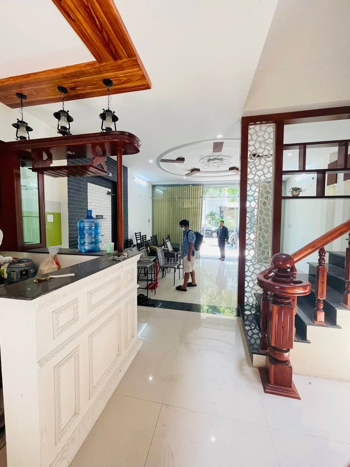 Nhà mặt tiền kinh doanh Đống Đa 58m² giá 5 tỷ - Đầu tư sinh lời ngay!