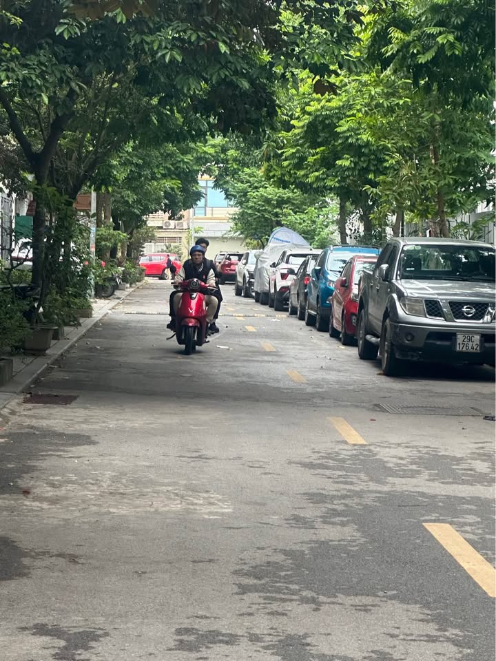 Nhà phố liền kề Văn Phú 90m² giá 20 tỷ - Đầu tư sinh lời ngay tại vị trí đắc địa!