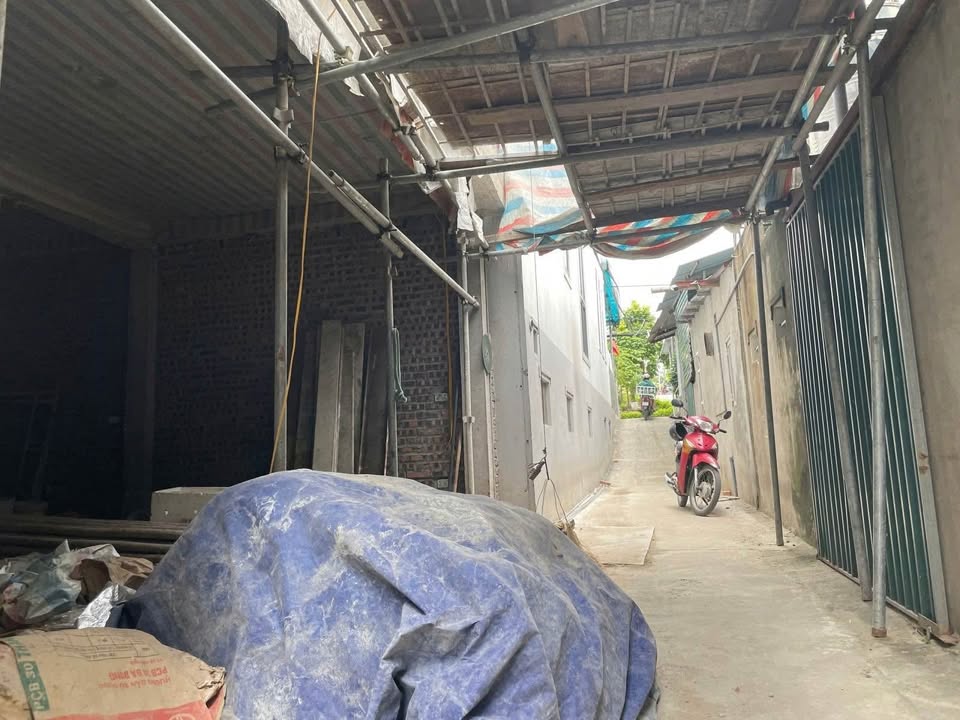 Nhà đẹp Liên Mạc Bắc Từ Liêm 35m² giá 6 tỷ - Ngõ Ba Gác, mặt tiền rộng 5.6m