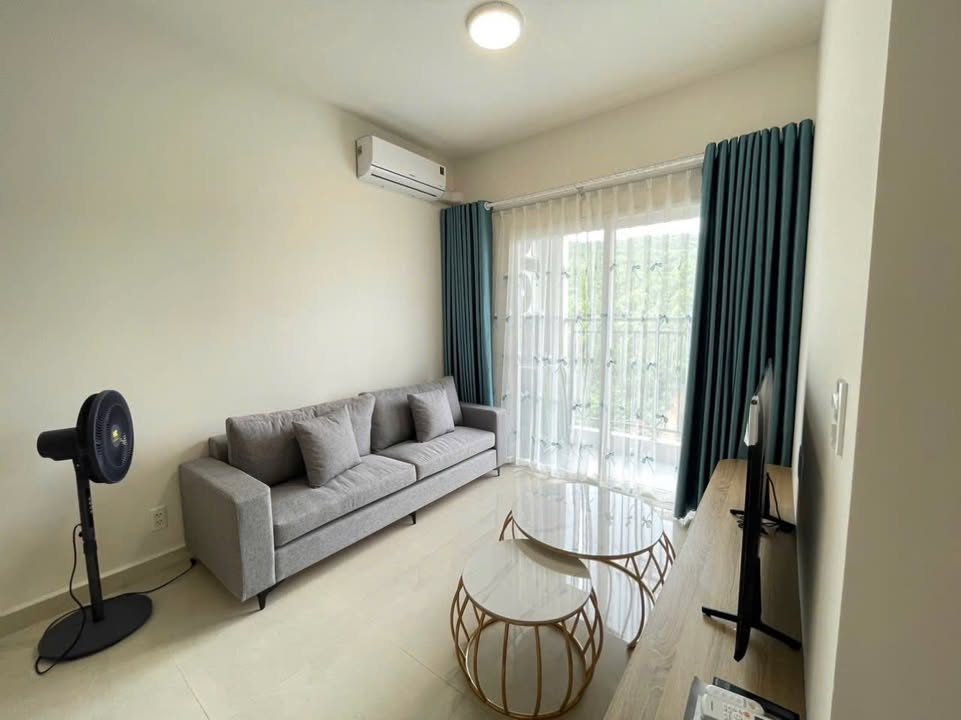 Căn hộ chung cư Dragon Castle Hạ Long 2 phòng ngủ giá 5 triệu - Full nội thất, miễn phí tiện ích!