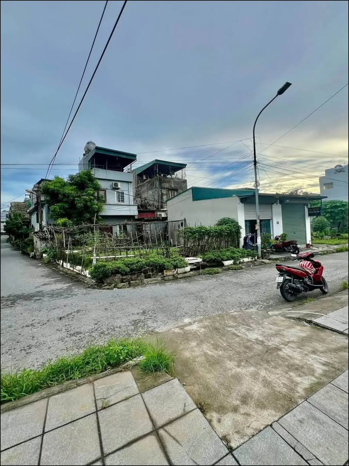 Đất kinh doanh Cẩm Đông 80m² giá 2.1 tỷ - Mặt tiền rộng, sầm uất