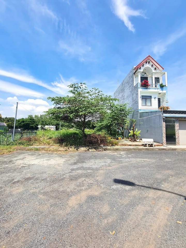 Lô đất 267.6m² KDC Đông Tăng Long, P. Long Trường, chỉ 9.3 tỷ - Sổ hồng riêng!