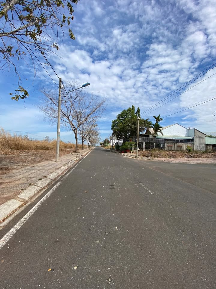 Đất nền phường Tân Phú, Đồng Xoài 250m² - Nhanh tay sở hữu!